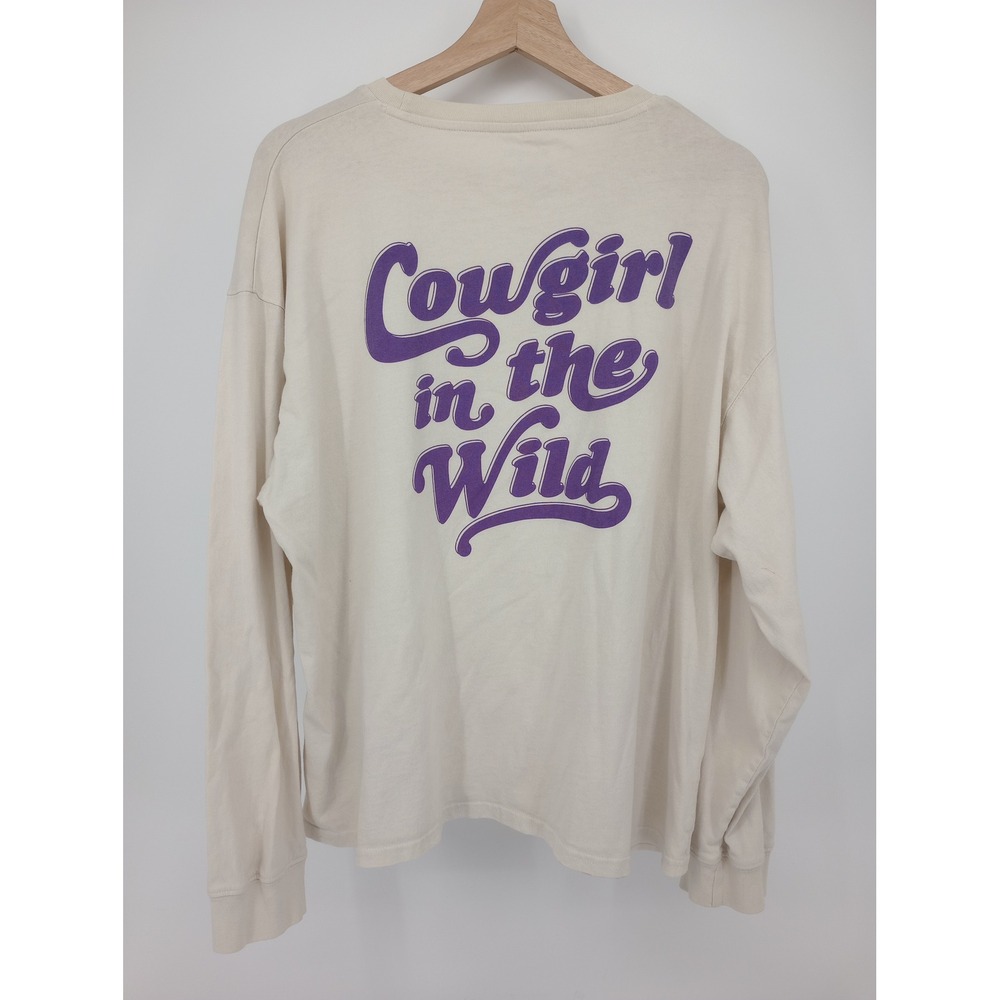 Wrangler Long Sleeve T-Shirt Women Size M Beige Cowgirl in the Wild Graphic
